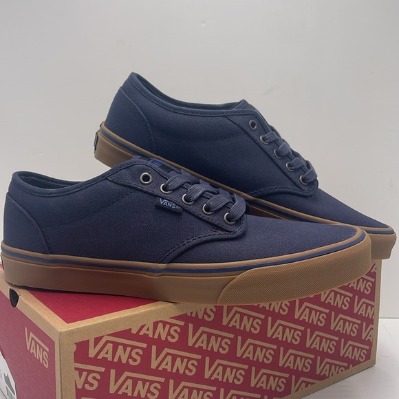 Vans WMNS Blue Canvas Sneakers with Gum Sole Vans Atwood
(12 Oz Canvas) Navy/Gum - Picture 7 of 16